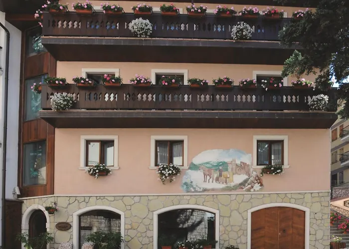 Lo Scoiattolo Otel 3*